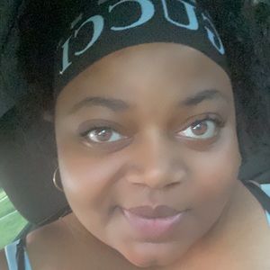 Meet your Posher, Cierra